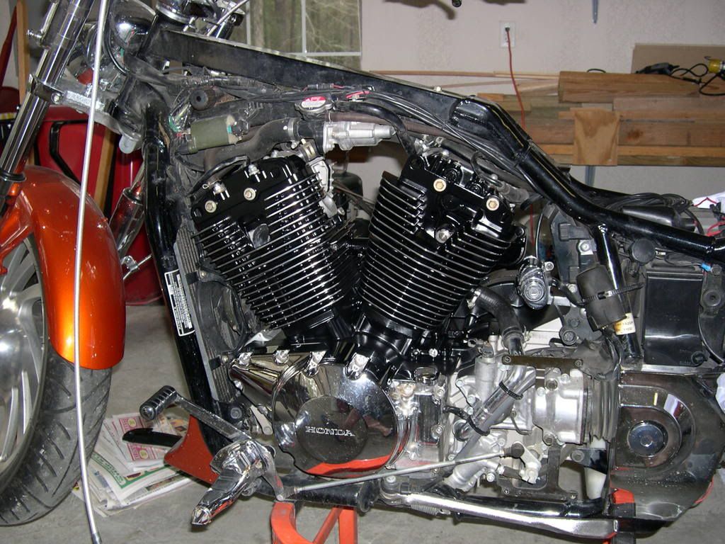 vtx 1300 engine